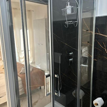 B&B A Un Passo Dal Mare Crotone Zewnętrze zdjęcie