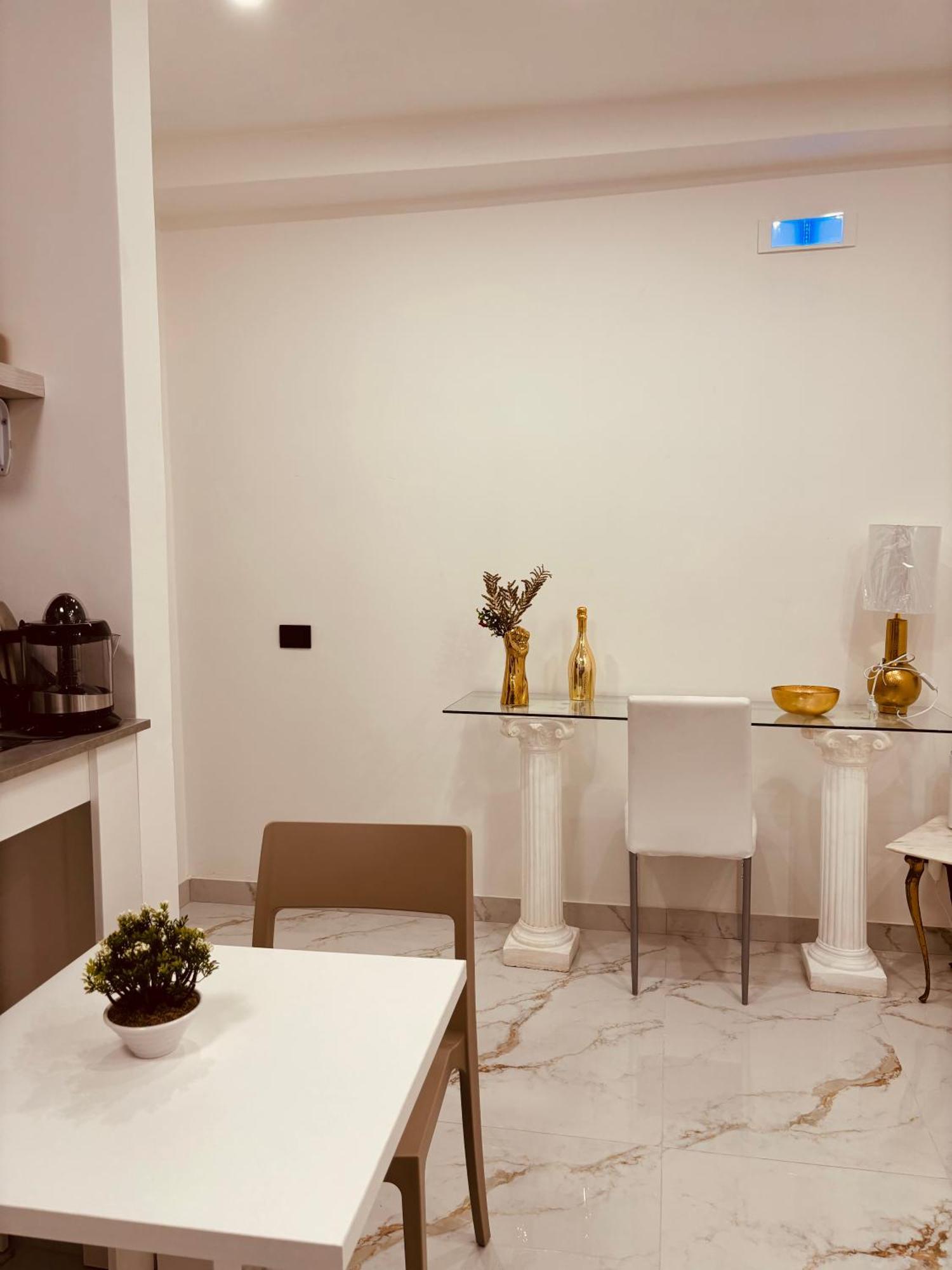 B&B A Un Passo Dal Mare Crotone Zewnętrze zdjęcie